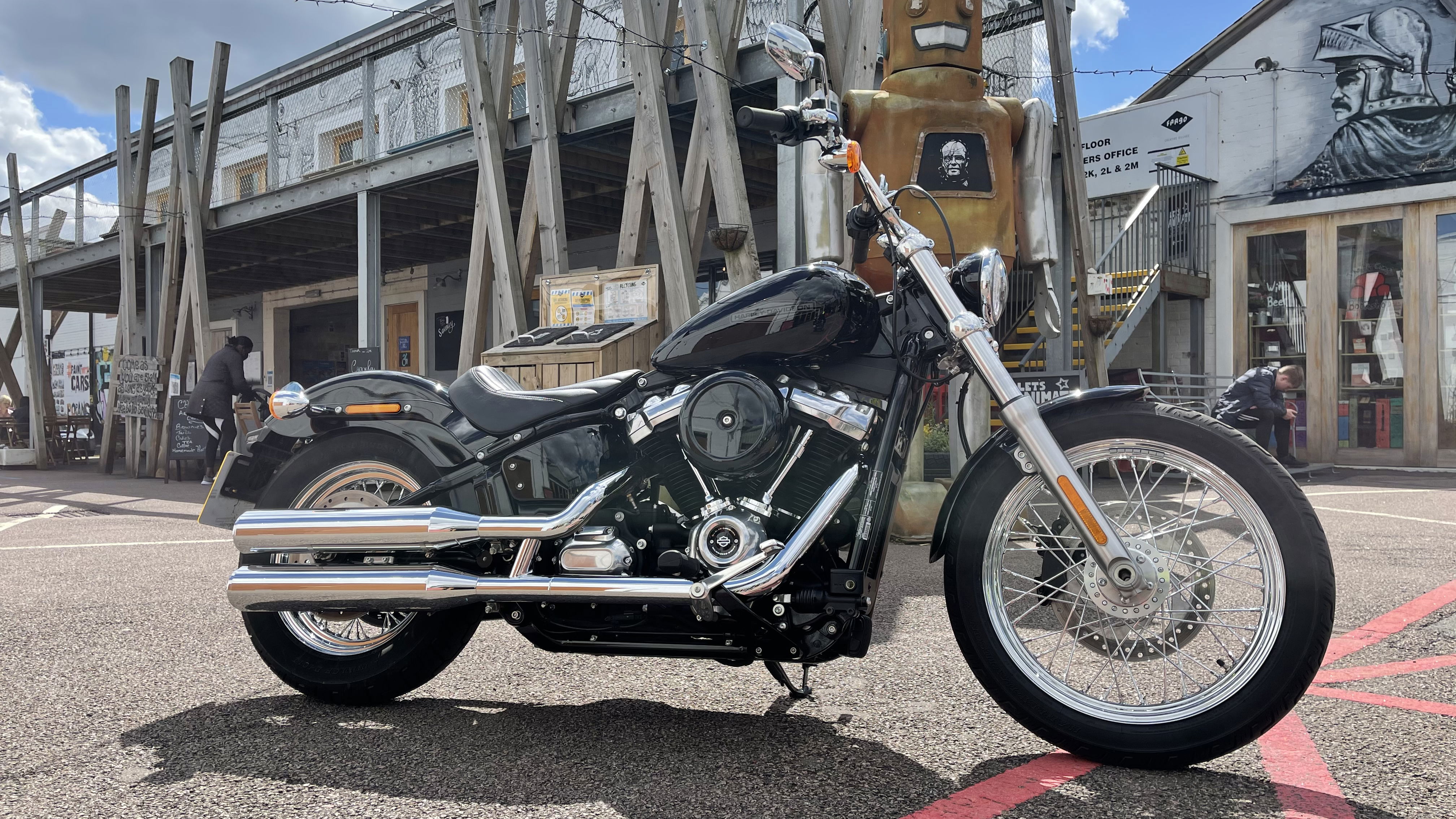 H-D Softail Standard Visordown Review