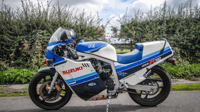 Suzuki GSX-R750 (1985-1986)