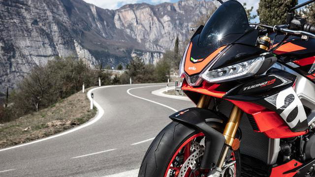 Aprilia Tuono V4 Factory review